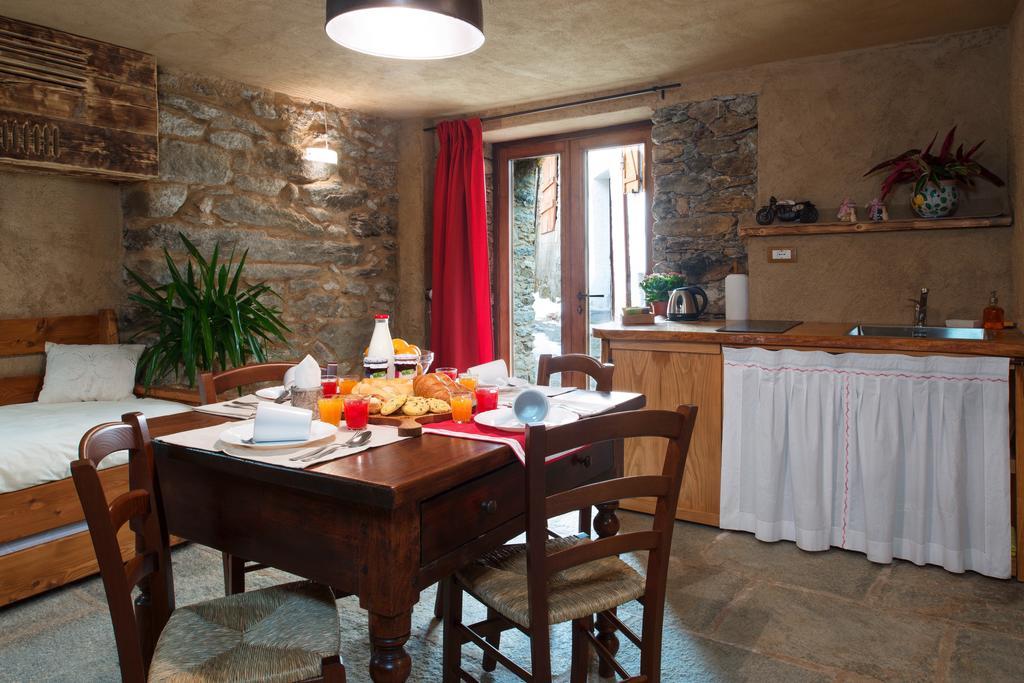 Al Mason Appartement Frassinetto  Buitenkant foto